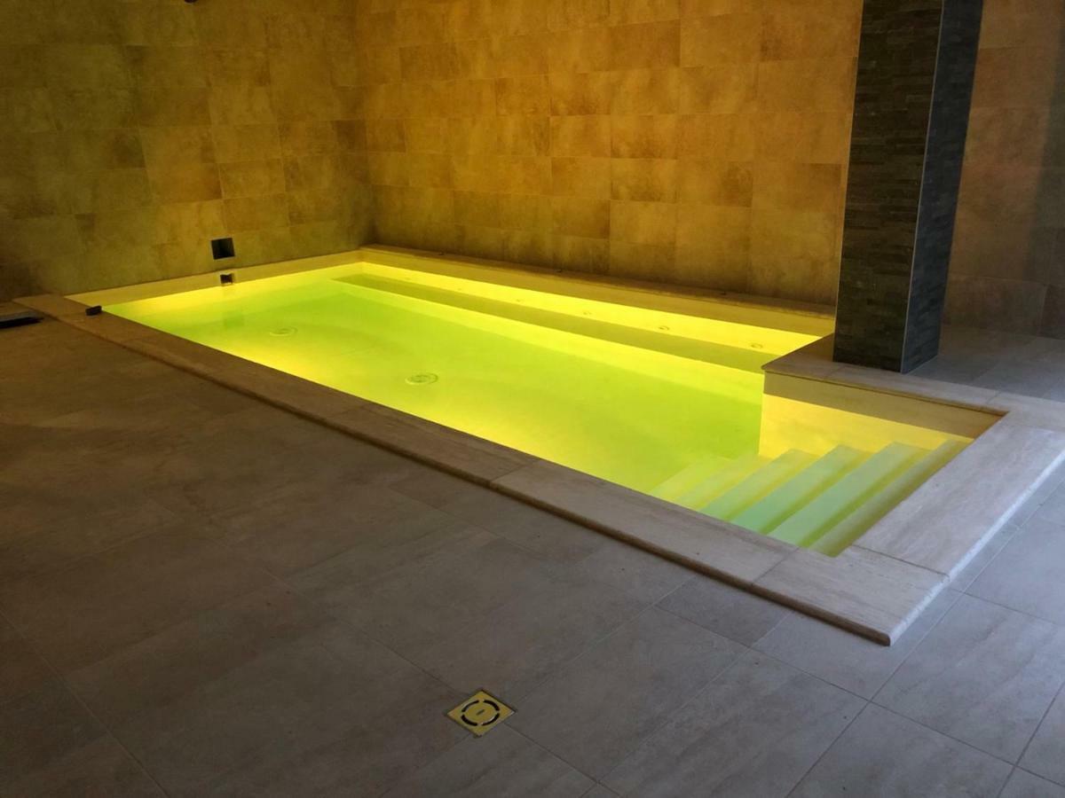 Nice Wellness Apartman Siófok Eksteriør bilde